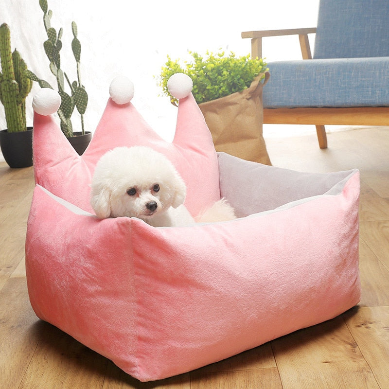 Pet Cat Dog Bed Cute Crown Shape Suitable for Small and Medium Dogs Cat Bed Bite Detachable and Washable Warm Winter Teddy Nest