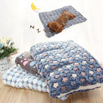 Thickened Pet Soft Fleece Pad Blanket Bed Mat For Puppy Dog Cat Sofa Cushion Home Washable Rug Keep Warm S/M/L/XL/XXL/XXXL